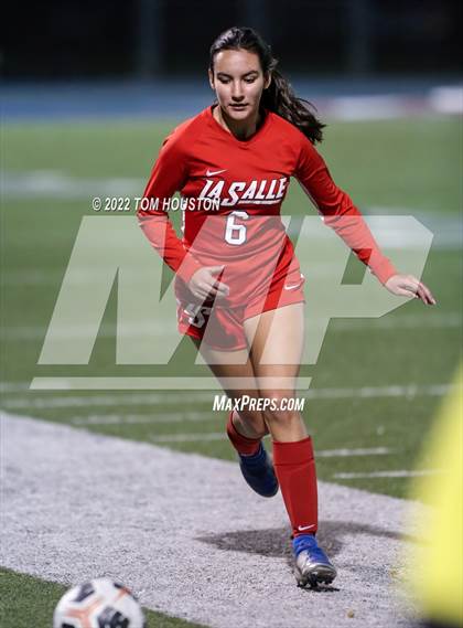 Thumbnail 1 in Bishop Amat @ La Salle photogallery.
