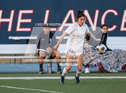 Thumbnail 3 in Bishop Amat @ La Salle photogallery.
