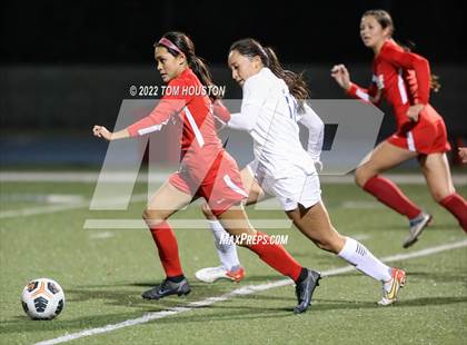 Thumbnail 1 in Bishop Amat @ La Salle photogallery.