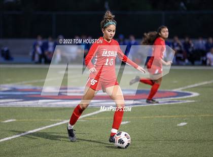 Thumbnail 1 in Bishop Amat @ La Salle photogallery.