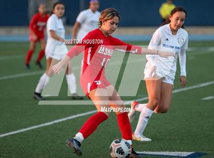 Thumbnail 2 in Bishop Amat @ La Salle photogallery.