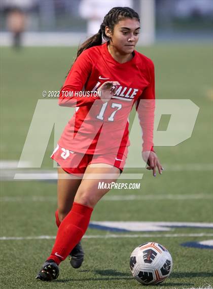 Thumbnail 1 in Bishop Amat @ La Salle photogallery.