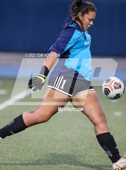 Thumbnail 1 in Bishop Amat @ La Salle photogallery.