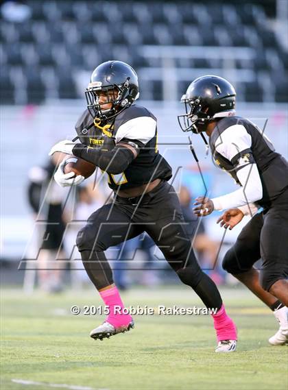 Thumbnail 2 in Terrell @ Forney photogallery.