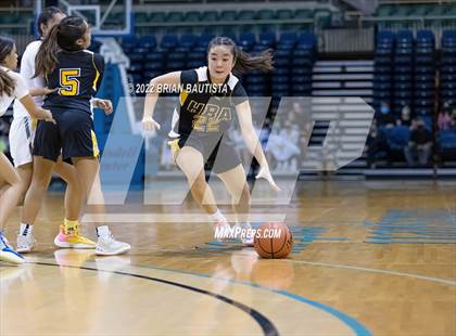 Thumbnail 3 in Sacred Hearts Academy vs Hawaii Baptist Academy (HHSAA Division 2 Championship) photogallery.