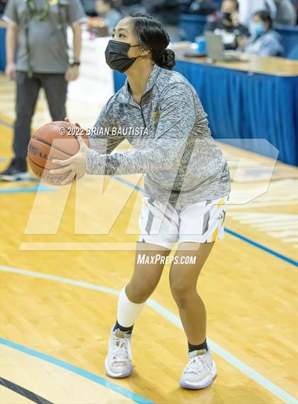 Thumbnail 2 in Sacred Hearts Academy vs Hawaii Baptist Academy (HHSAA Division 2 Championship) photogallery.