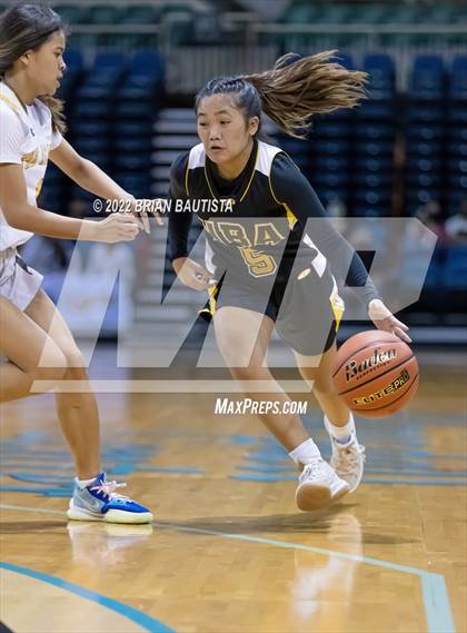 Thumbnail 3 in Sacred Hearts Academy vs Hawaii Baptist Academy (HHSAA Division 2 Championship) photogallery.