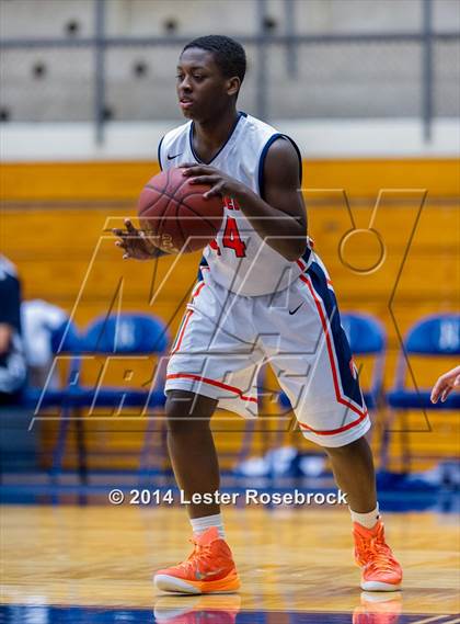 Thumbnail 1 in Central Catholic @ Brandeis photogallery.