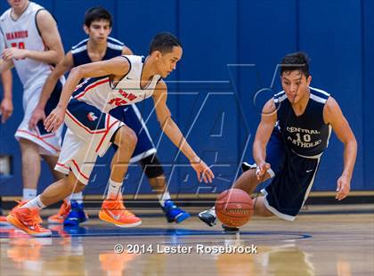 Thumbnail 1 in Central Catholic @ Brandeis photogallery.