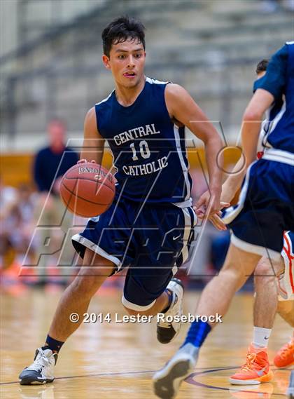 Thumbnail 2 in Central Catholic @ Brandeis photogallery.