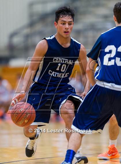 Thumbnail 1 in Central Catholic @ Brandeis photogallery.