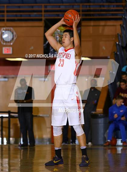 Thumbnail 2 in Chino Hills vs. Mater Dei (Tarkanian Classic) photogallery.