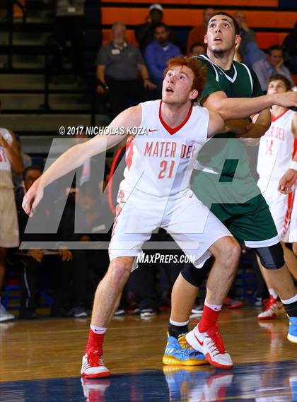 Thumbnail 2 in Chino Hills vs. Mater Dei (Tarkanian Classic) photogallery.