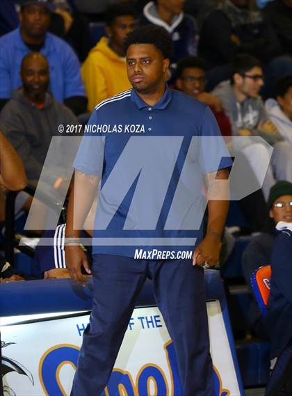 Thumbnail 2 in Chino Hills vs. Mater Dei (Tarkanian Classic) photogallery.