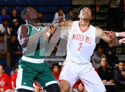 Thumbnail 3 in Chino Hills vs. Mater Dei (Tarkanian Classic) photogallery.