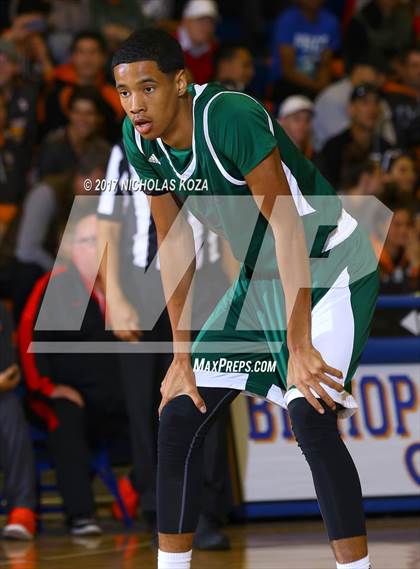 Thumbnail 1 in Chino Hills vs. Mater Dei (Tarkanian Classic) photogallery.