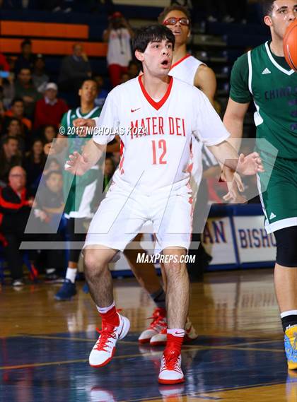 Thumbnail 2 in Chino Hills vs. Mater Dei (Tarkanian Classic) photogallery.
