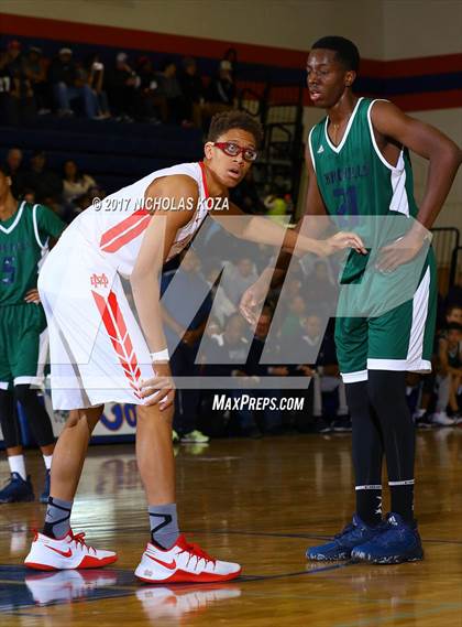 Thumbnail 2 in Chino Hills vs. Mater Dei (Tarkanian Classic) photogallery.