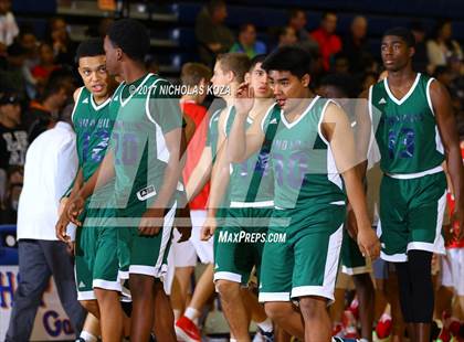 Thumbnail 2 in Chino Hills vs. Mater Dei (Tarkanian Classic) photogallery.