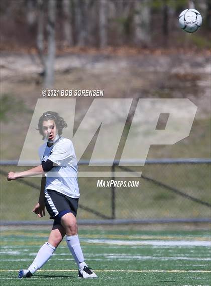 Thumbnail 2 in Babylon vs Center Moriches Class B Final photogallery.