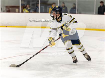 Thumbnail 2 in Brother Rice @ Hartland photogallery.