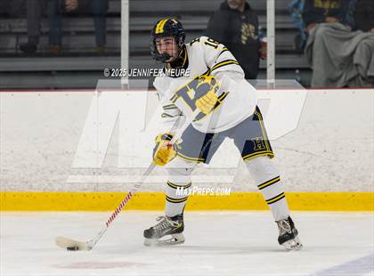 Thumbnail 2 in Brother Rice @ Hartland photogallery.