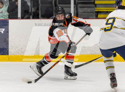 Thumbnail 2 in Brother Rice @ Hartland photogallery.