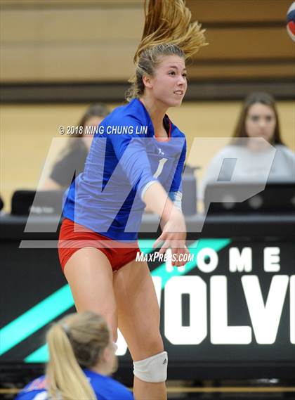 Thumbnail 3 in Los Alamitos @ Aliso Niguel (CIF SS D2 Quarterfinal) photogallery.