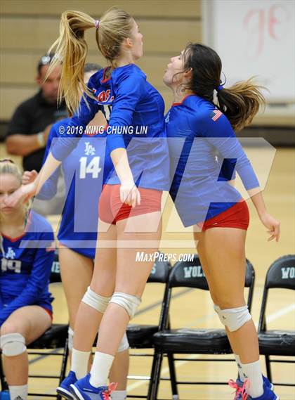 Thumbnail 3 in Los Alamitos @ Aliso Niguel (CIF SS D2 Quarterfinal) photogallery.