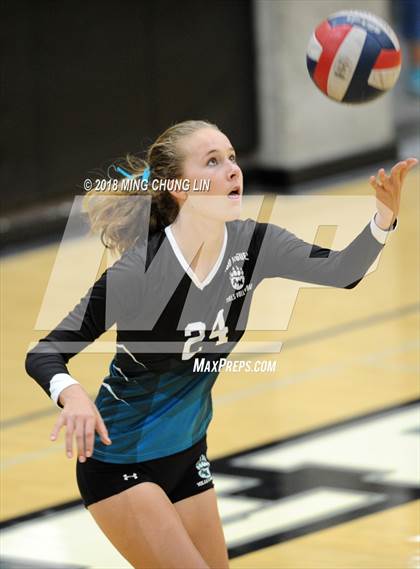 Thumbnail 3 in Los Alamitos @ Aliso Niguel (CIF SS D2 Quarterfinal) photogallery.