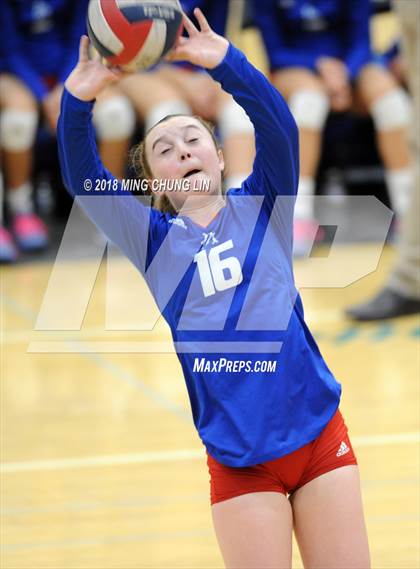 Thumbnail 2 in Los Alamitos @ Aliso Niguel (CIF SS D2 Quarterfinal) photogallery.