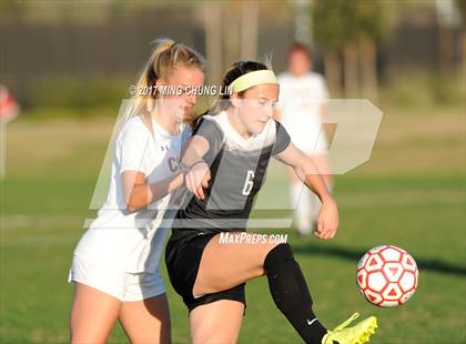 Thumbnail 3 in Cathedral Catholic vs. Hamilton (Mater Dei Premier Invitational) photogallery.