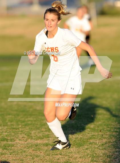 Thumbnail 2 in Cathedral Catholic vs. Hamilton (Mater Dei Premier Invitational) photogallery.