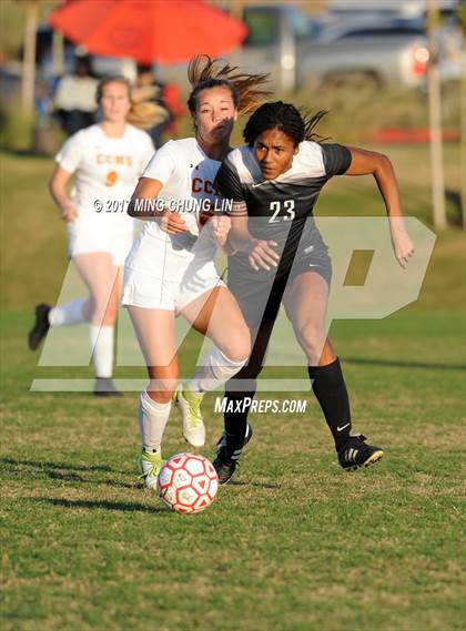 Thumbnail 1 in Cathedral Catholic vs. Hamilton (Mater Dei Premier Invitational) photogallery.