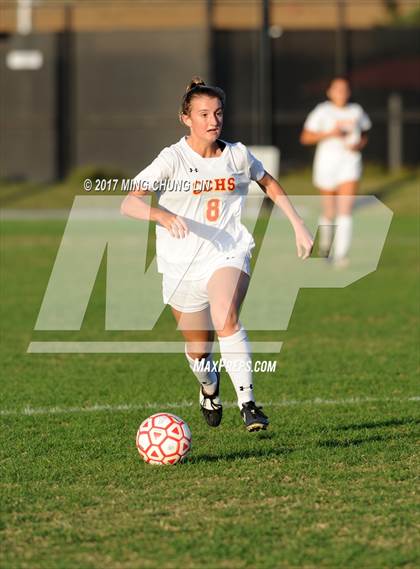 Thumbnail 3 in Cathedral Catholic vs. Hamilton (Mater Dei Premier Invitational) photogallery.
