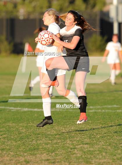 Thumbnail 2 in Cathedral Catholic vs. Hamilton (Mater Dei Premier Invitational) photogallery.