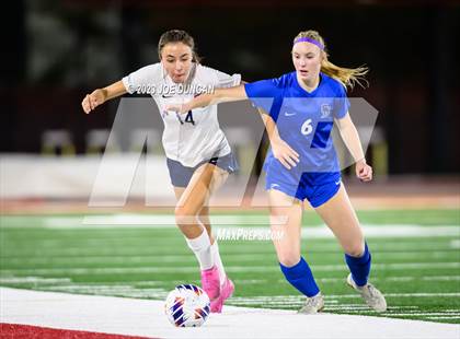Thumbnail 2 in Santa Margarita vs Liberty (CIF D1 Regional First Round) photogallery.
