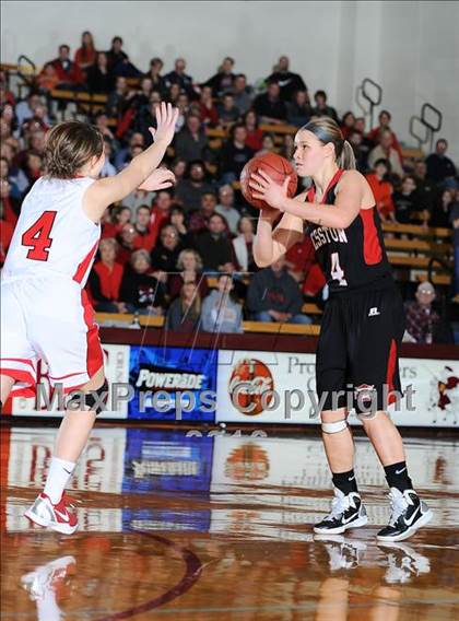 Thumbnail 2 in Hesston vs. McPherson (KSHSAA 4A Substate Finals) photogallery.