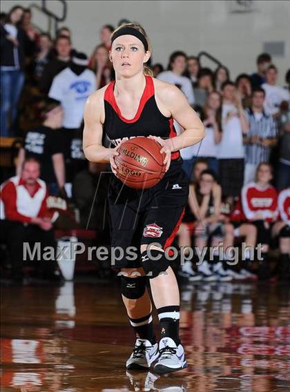Thumbnail 3 in Hesston vs. McPherson (KSHSAA 4A Substate Finals) photogallery.