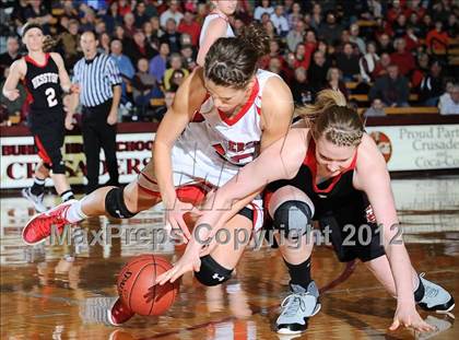 Thumbnail 2 in Hesston vs. McPherson (KSHSAA 4A Substate Finals) photogallery.