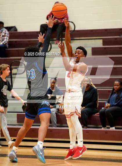 Thumbnail 2 in South Pointe vs James F. Byrnes (Cayce Roundball Classic) photogallery.