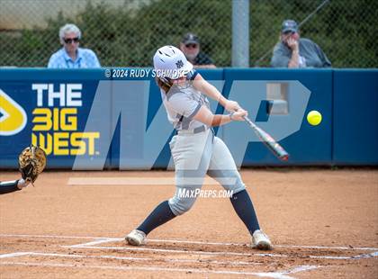 Thumbnail 3 in Santa Fe Christian vs. Coastal Academy (CIF SDS Division 4 Championship) photogallery.