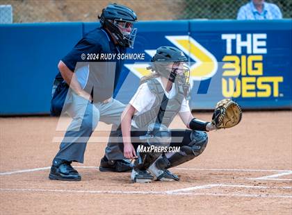 Thumbnail 2 in Santa Fe Christian vs. Coastal Academy (CIF SDS Division 4 Championship) photogallery.