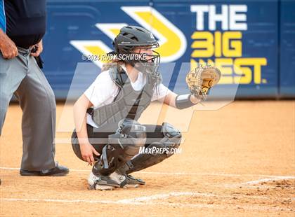Thumbnail 2 in Santa Fe Christian vs. Coastal Academy (CIF SDS Division 4 Championship) photogallery.