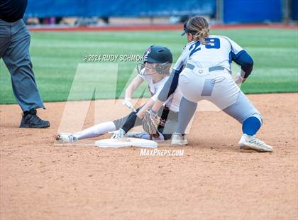 Thumbnail 3 in Santa Fe Christian vs. Coastal Academy (CIF SDS Division 4 Championship) photogallery.