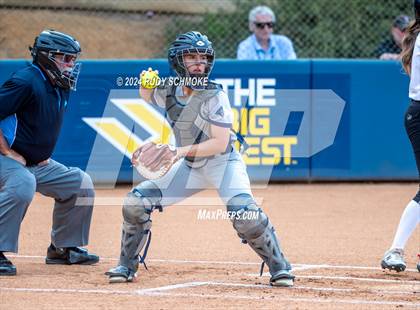 Thumbnail 1 in Santa Fe Christian vs. Coastal Academy (CIF SDS Division 4 Championship) photogallery.