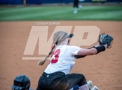 Thumbnail 1 in Santa Fe Christian vs. Coastal Academy (CIF SDS Division 4 Championship) photogallery.