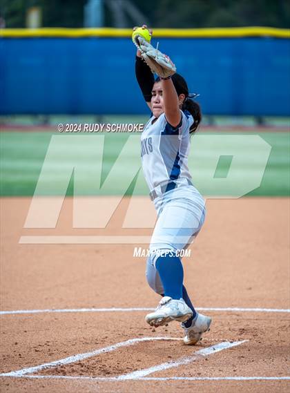 Thumbnail 1 in Santa Fe Christian vs. Coastal Academy (CIF SDS Division 4 Championship) photogallery.