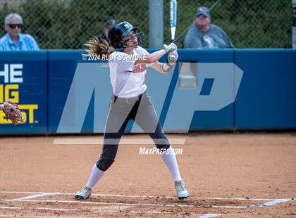 Thumbnail 3 in Santa Fe Christian vs. Coastal Academy (CIF SDS Division 4 Championship) photogallery.