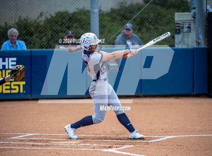 Thumbnail 3 in Santa Fe Christian vs. Coastal Academy (CIF SDS Division 4 Championship) photogallery.